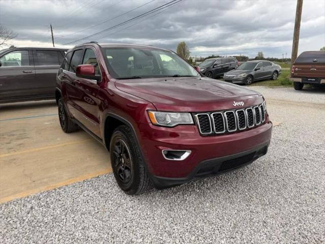 2017 Jeep Grand Cherokee Laredo 4x2