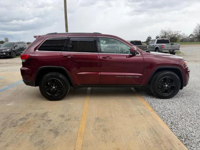 2017 Jeep Grand Cherokee Laredo 4x2