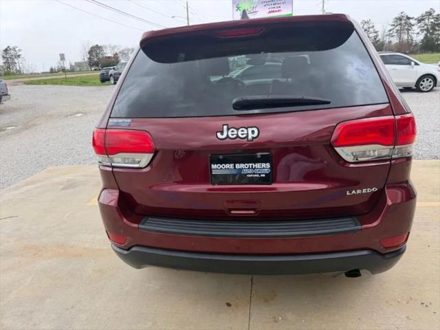 2017 Jeep Grand Cherokee Laredo 4x2