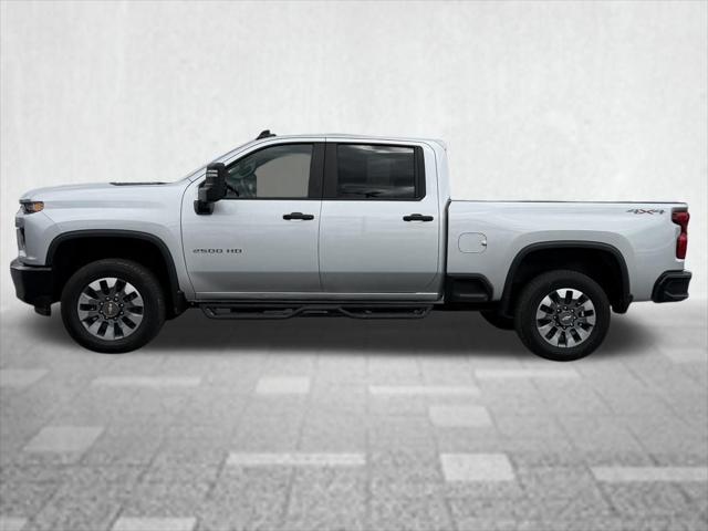 2023 Chevrolet Silverado 2500HD 4WD Crew Cab Standard Bed Custom