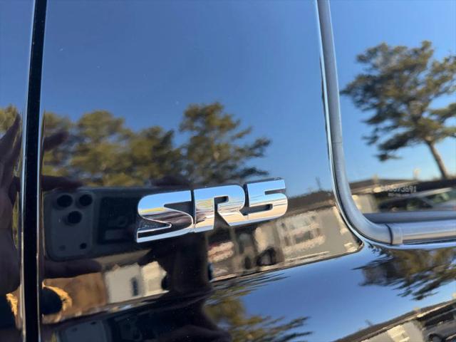 2014 Toyota Tundra SR5 5.7L V8