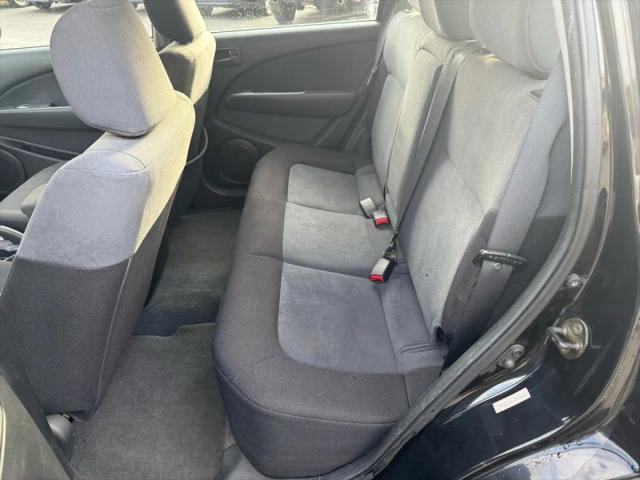 2003 Mitsubishi Outlander LS