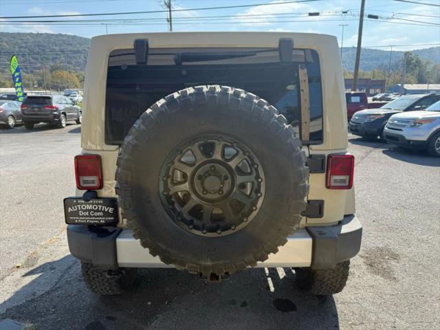 2011 Jeep Wrangler Unlimited Sahara