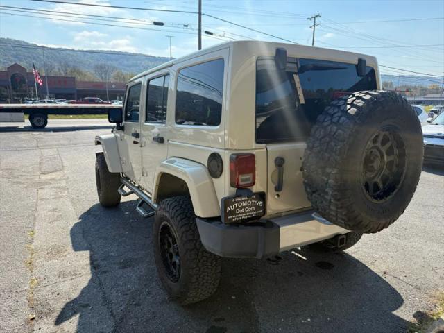 2011 Jeep Wrangler Unlimited Sahara