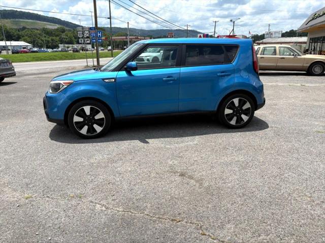 2016 Kia Soul +