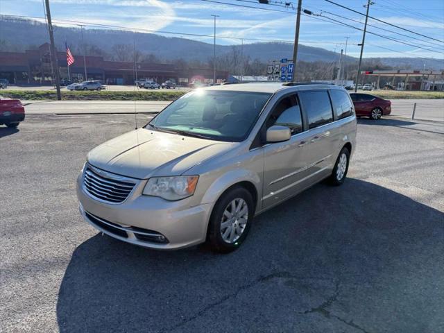 2013 Chrysler Town & Country Touring