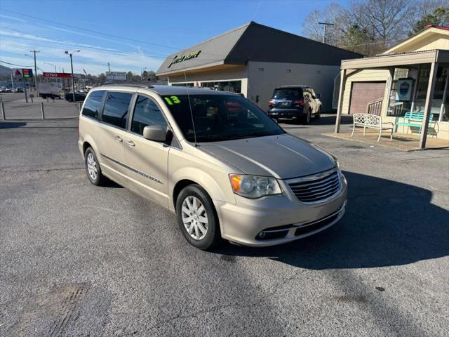 2013 Chrysler Town & Country Touring