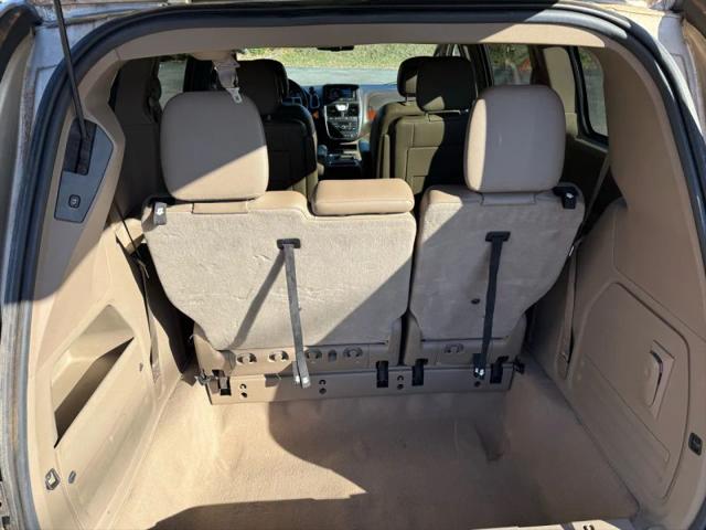 2013 Chrysler Town & Country Touring