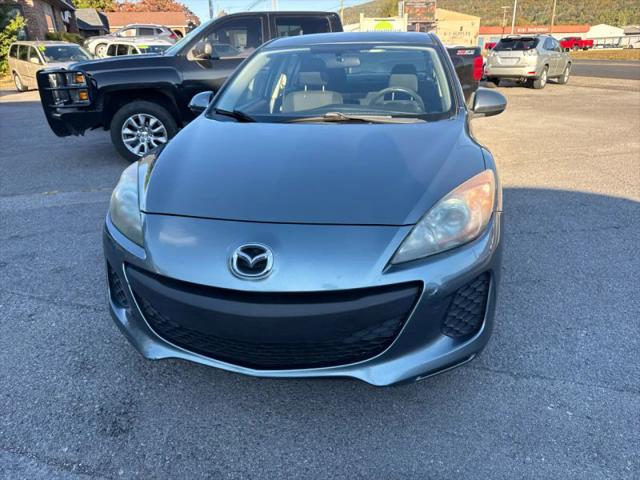 2013 Mazda Mazda3 i Sport