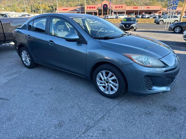 2013 Mazda Mazda3 i Sport