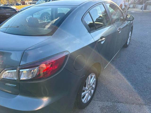 2013 Mazda Mazda3 i Sport