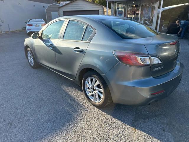 2013 Mazda Mazda3 i Sport