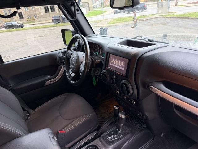2016 Jeep Wrangler Unlimited Sahara