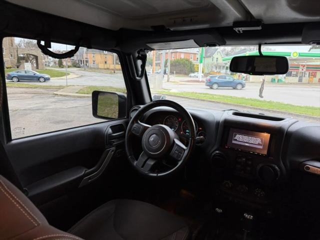 2016 Jeep Wrangler Unlimited Sahara