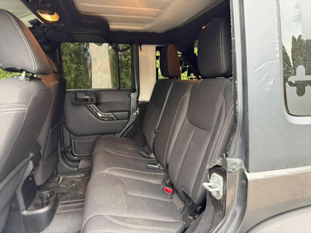 2016 Jeep Wrangler Unlimited Sahara