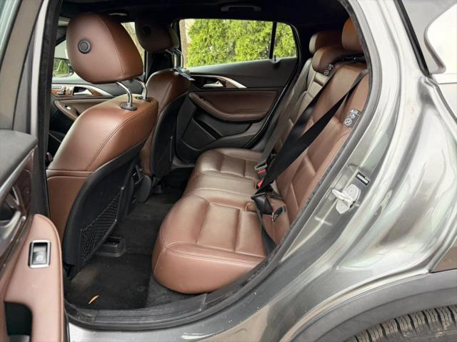 2017 INFINITI QX30 Premium