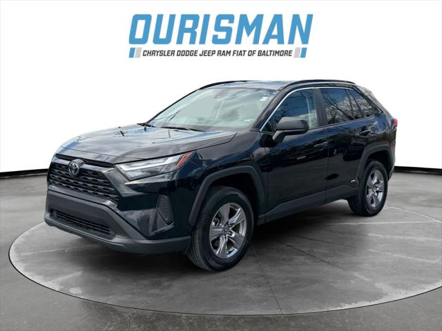 2025 Toyota RAV4 Hybrid LE