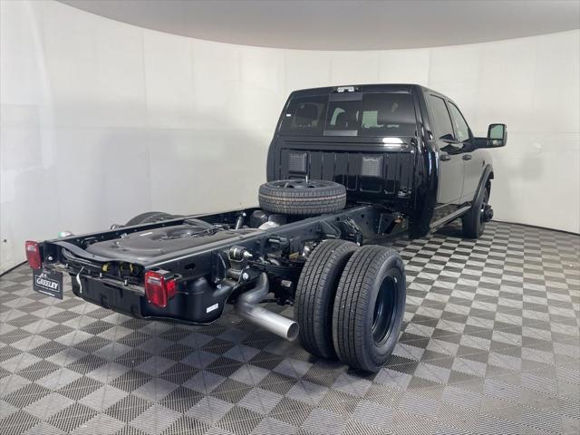 2026 RAM Ram 3500 Chassis Cab RAM 3500 TRADESMAN CREW CAB CHASSIS 4X4 60 CA