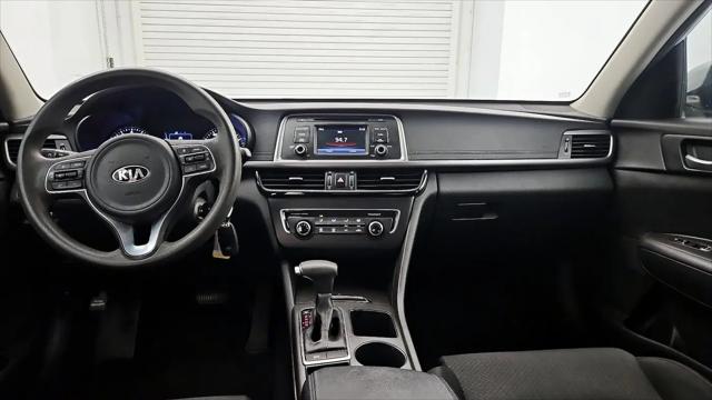 2017 Kia Optima LX