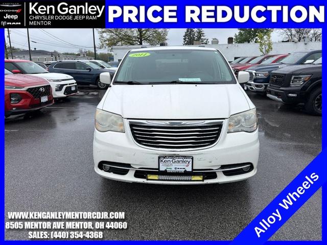 2011 Chrysler Town & Country Touring