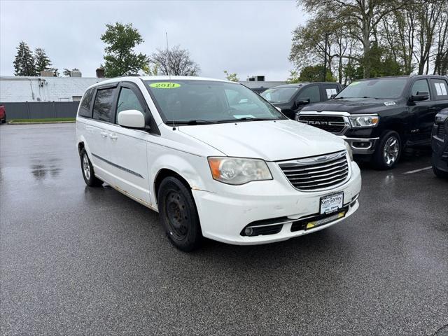 2011 Chrysler Town & Country Touring