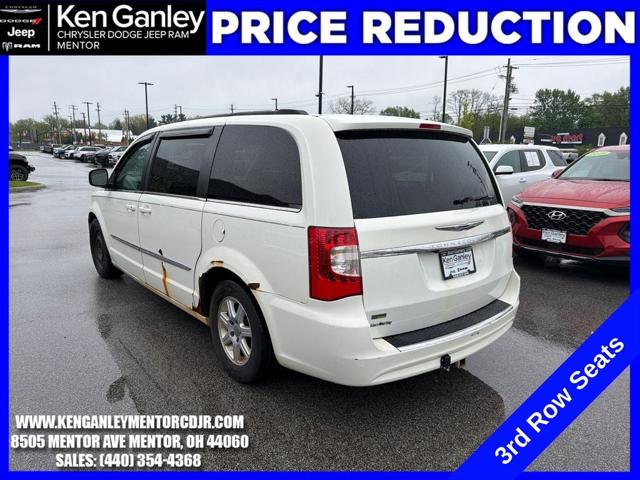 2011 Chrysler Town & Country Touring