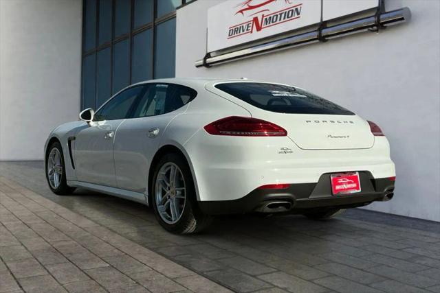 2016 Porsche Panamera Edition