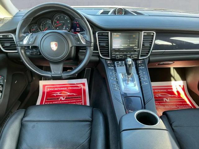 2016 Porsche Panamera Edition