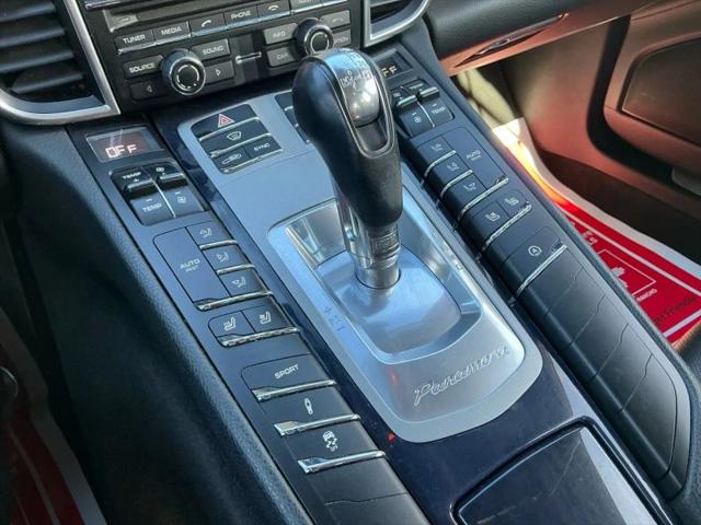 2016 Porsche Panamera Edition