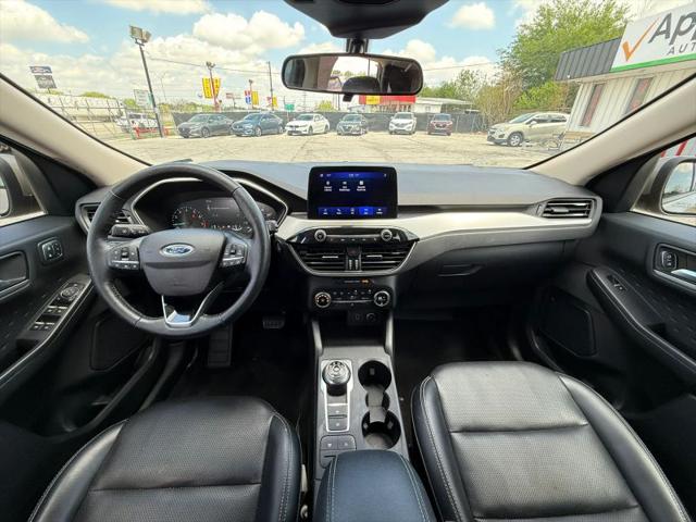 2020 Ford Escape SEL