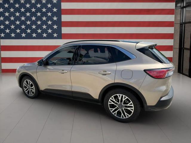 2020 Ford Escape SEL