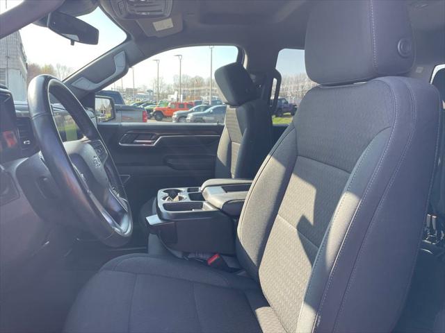 2024 Chevrolet Silverado 1500 4WD Crew Cab Short Bed RST