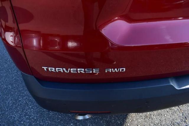 2023 Chevrolet Traverse AWD LT Cloth