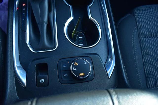 2023 Chevrolet Traverse AWD LT Cloth