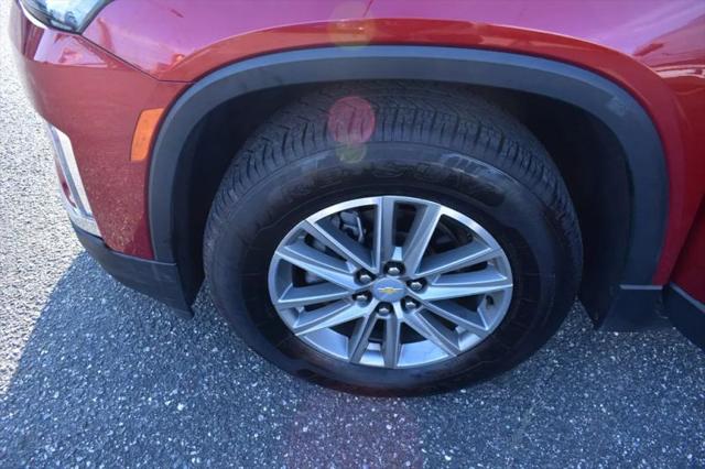 2023 Chevrolet Traverse AWD LT Cloth