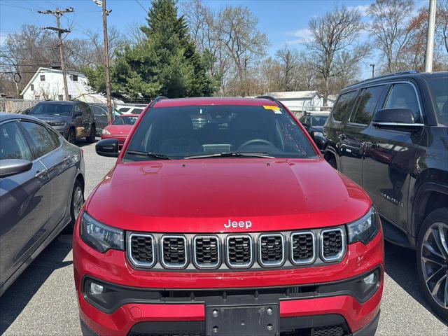 2025 Jeep Compass Latitude 4x4 2025 Jeep Compass Latitude 4x4
