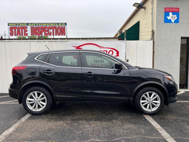 2017 Nissan Rogue Sport S