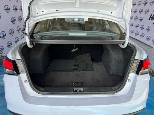 2024 Nissan Versa 1.6 SR