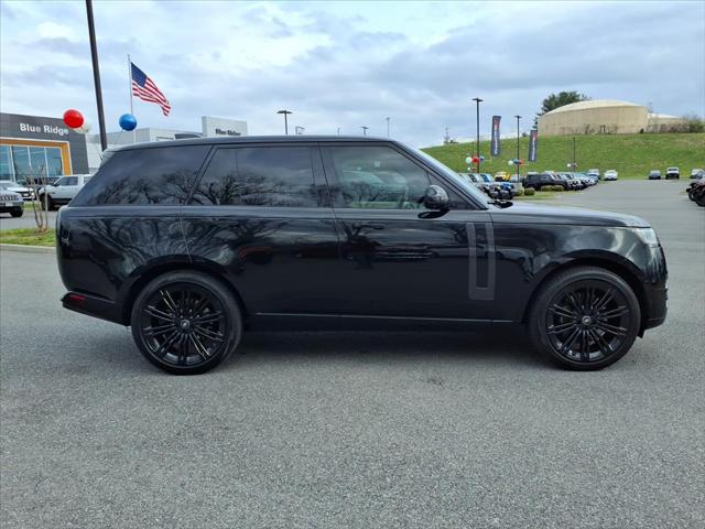 2024 Land Rover Range Rover P530 SE