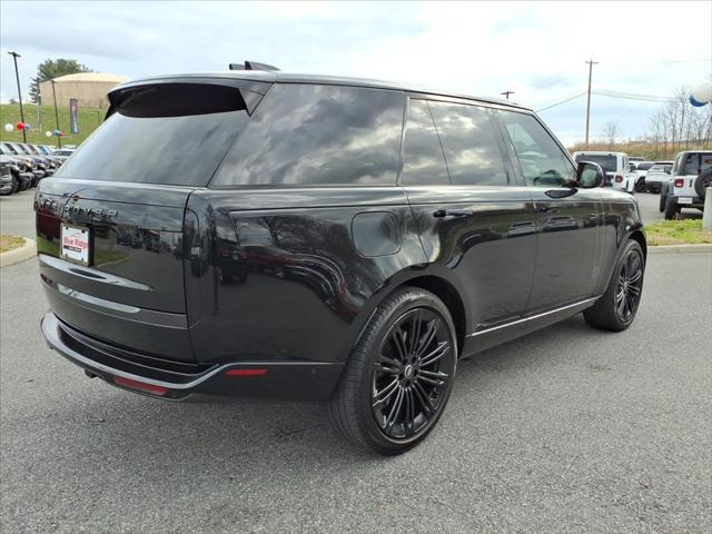 2024 Land Rover Range Rover P530 SE