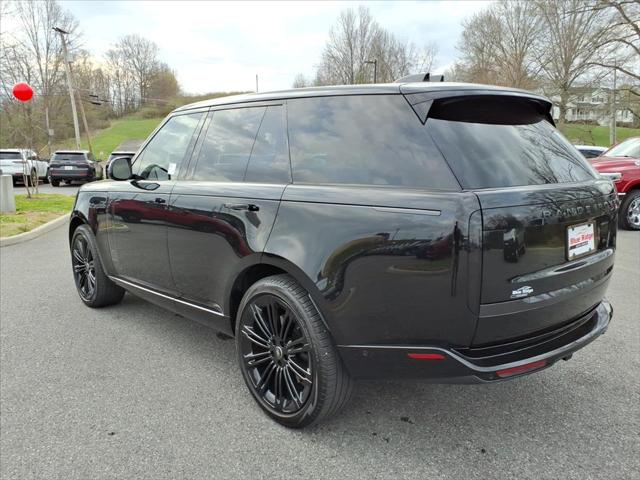 2024 Land Rover Range Rover P530 SE