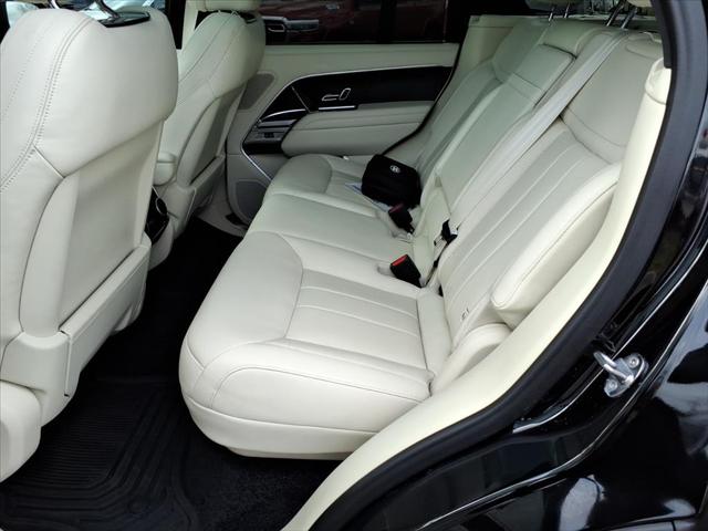 2024 Land Rover Range Rover P530 SE
