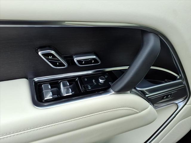 2024 Land Rover Range Rover P530 SE