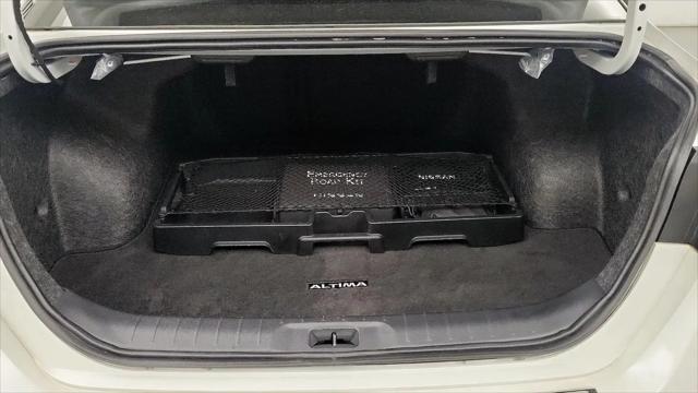 2023 Nissan Altima SR FWD