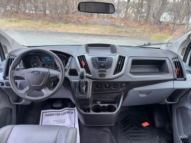 2015 Ford Transit w/60/40 Side Door w/RWB