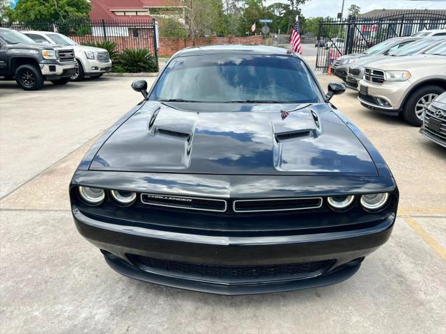 2017 Dodge Challenger SXT