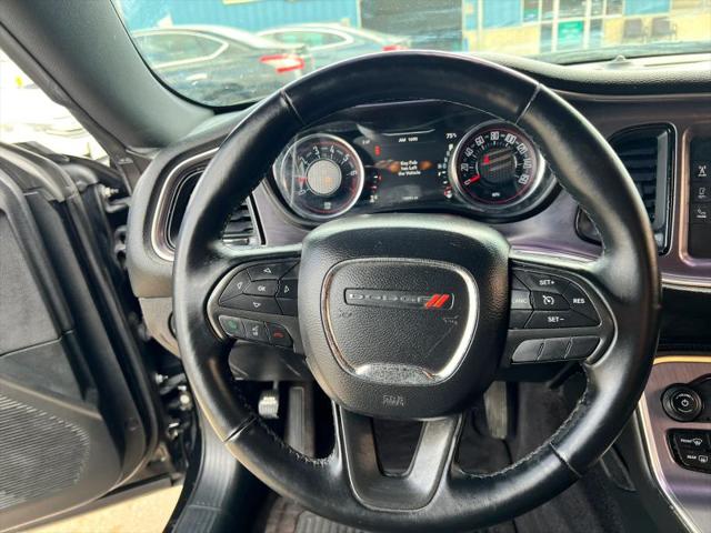 2017 Dodge Challenger SXT