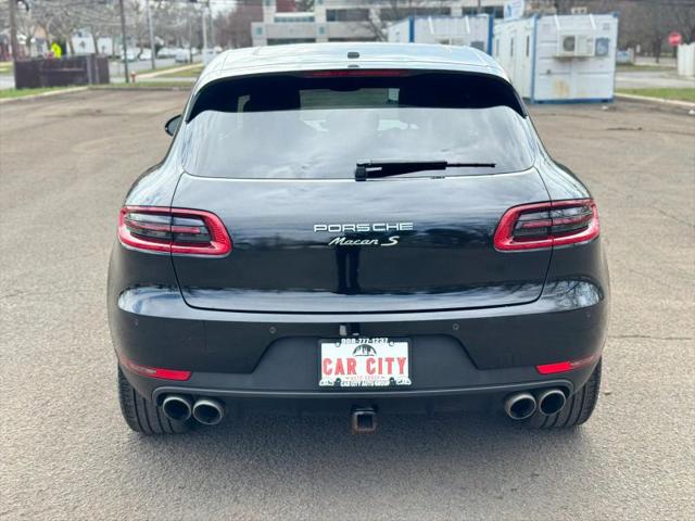 2016 Porsche Macan S