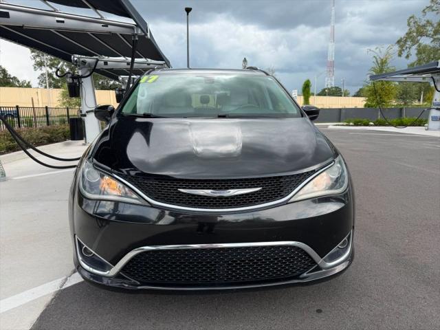 2017 Chrysler Pacifica Touring-L Plus