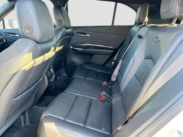 2024 Cadillac XT4 FWD Sport